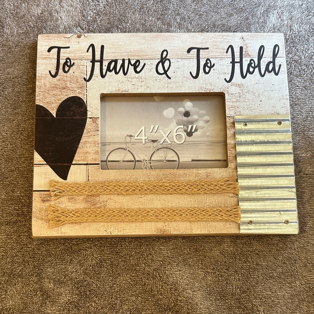 Charming Rustic Photo Frame with Heart Design Wedding